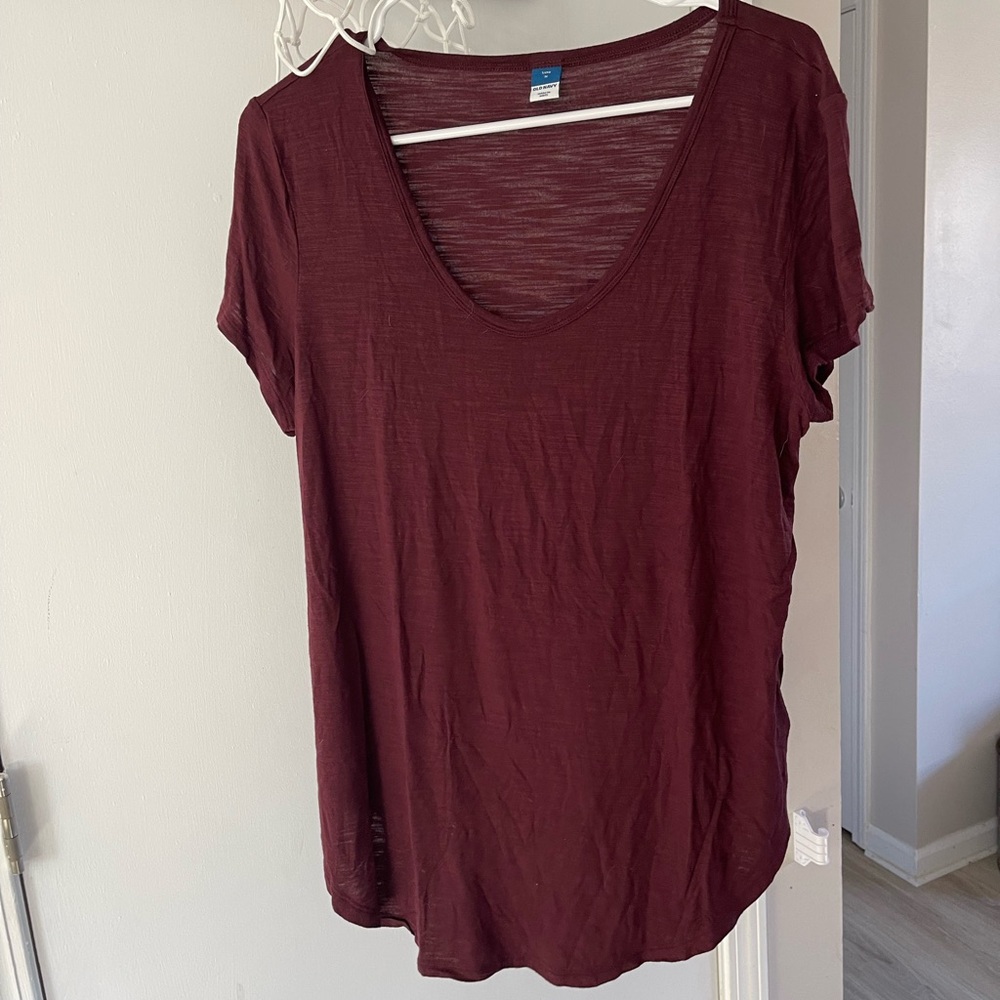 Women's Burgundy Top